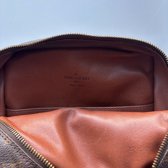 Louis Vuitton Monogram Danube MM Shoulder Bag - Picture 5 of 7